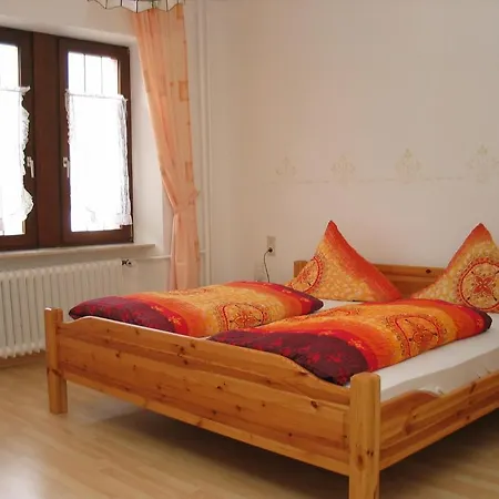 Zur Grafschaft Hotel *