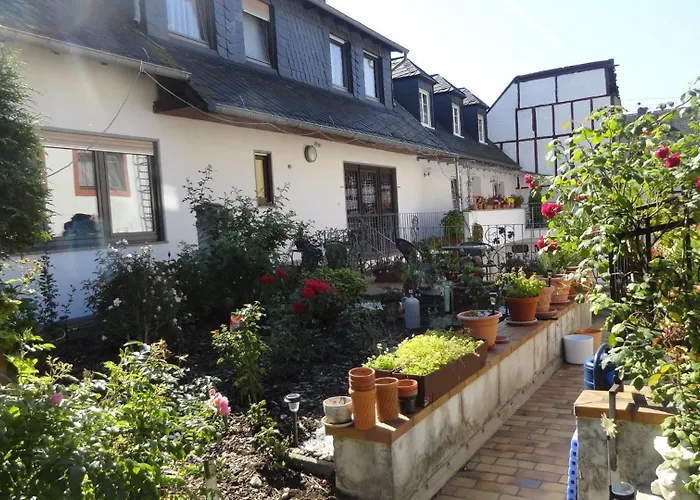 Zur Grafschaft Hotel *