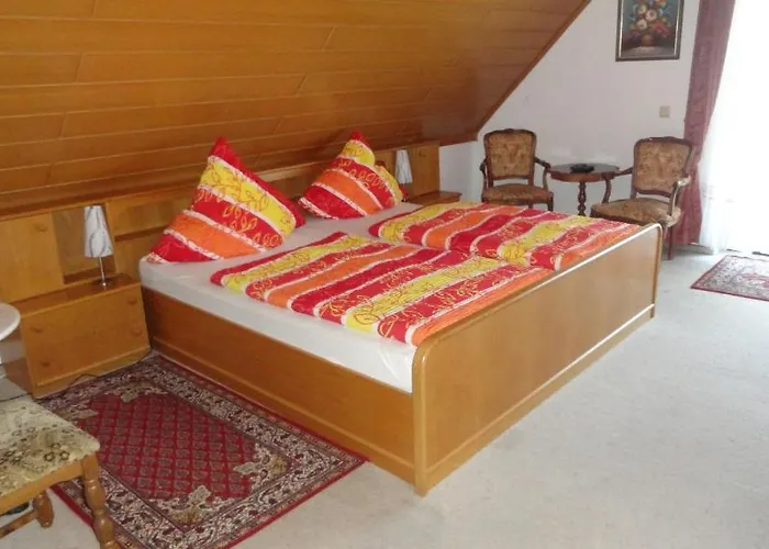 Zur Grafschaft Hotel *